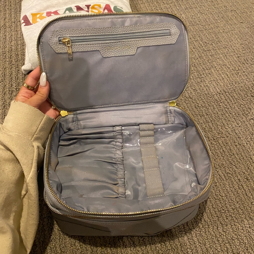 makeup bag - Picture 4 of 8